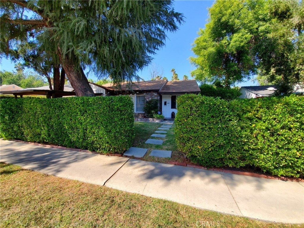 Photo of Listing #SR25111775