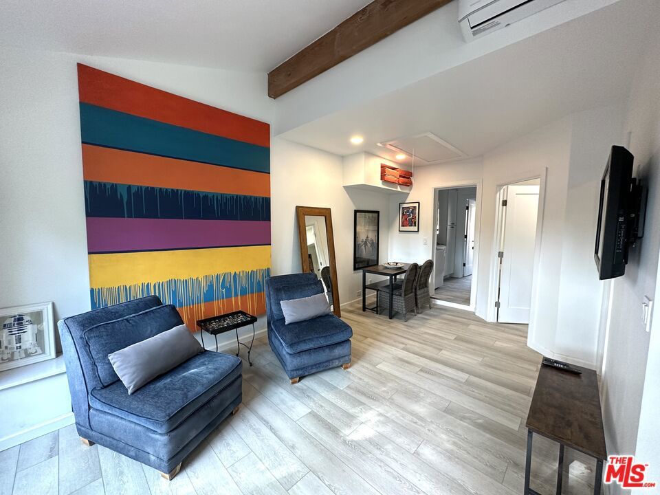 Photo of Listing #25541061