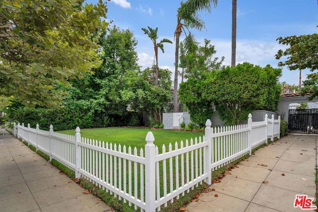 Photo of Listing #25541079