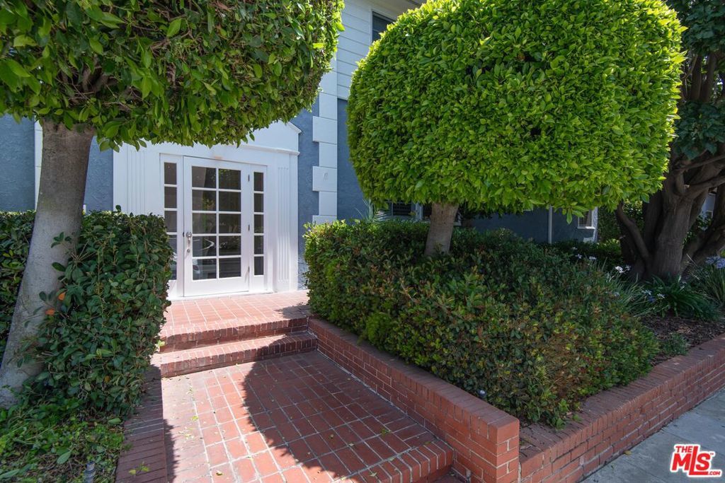 Photo of Listing #25536045