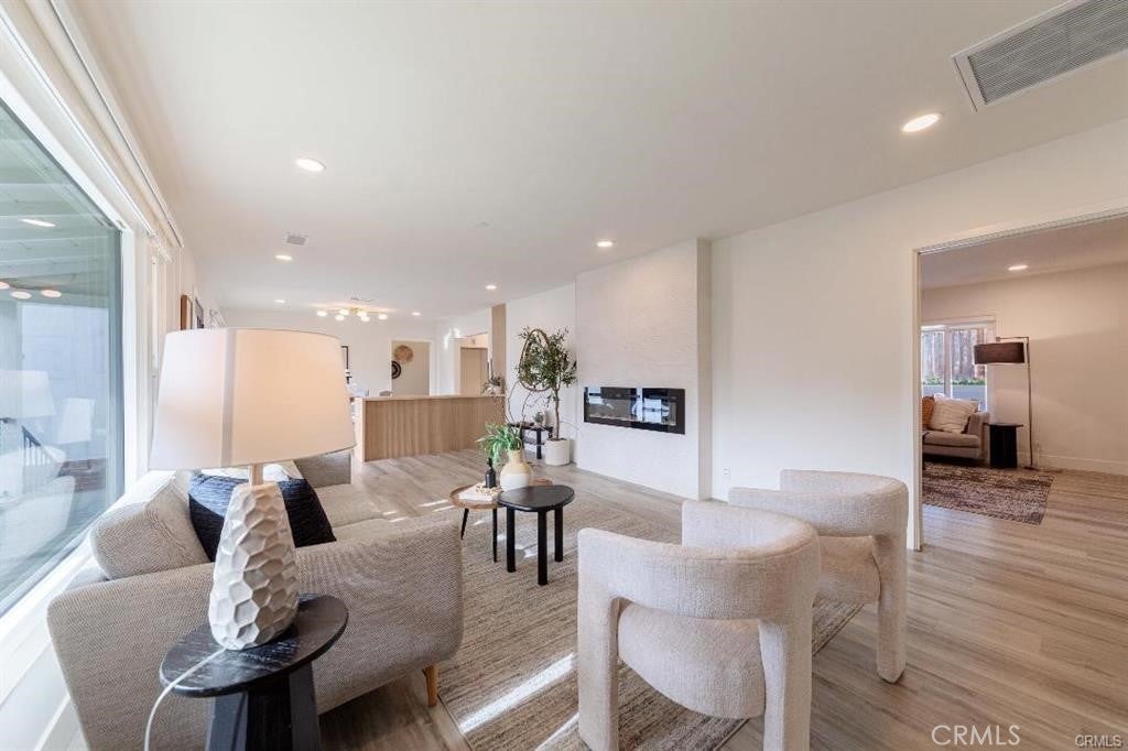 Photo of Listing #PW25112924