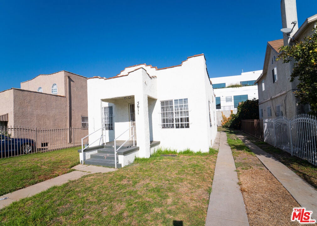 Photo of Listing #25541761