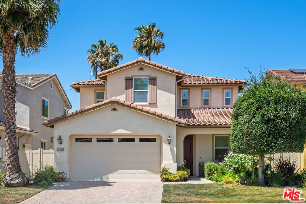 Photo of Listing #25541903