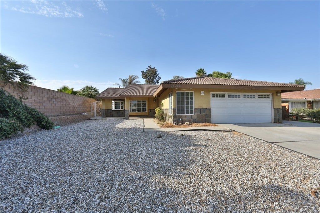 Photo of Listing #CV25114256