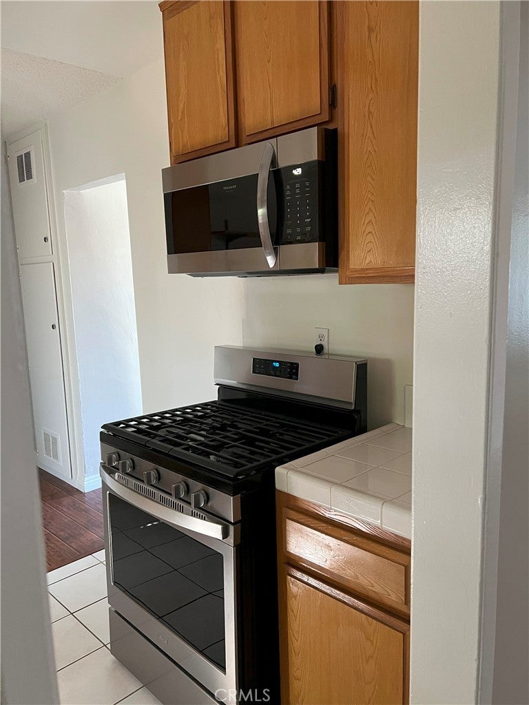 Photo of Listing #IV25114265