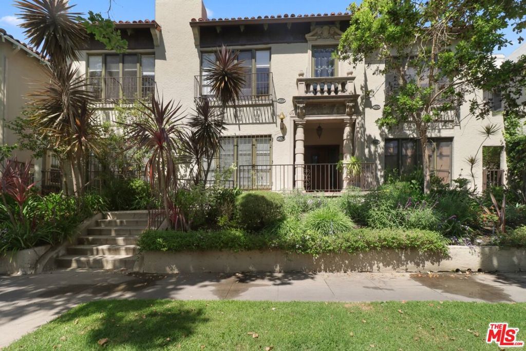 Photo of Listing #25542057