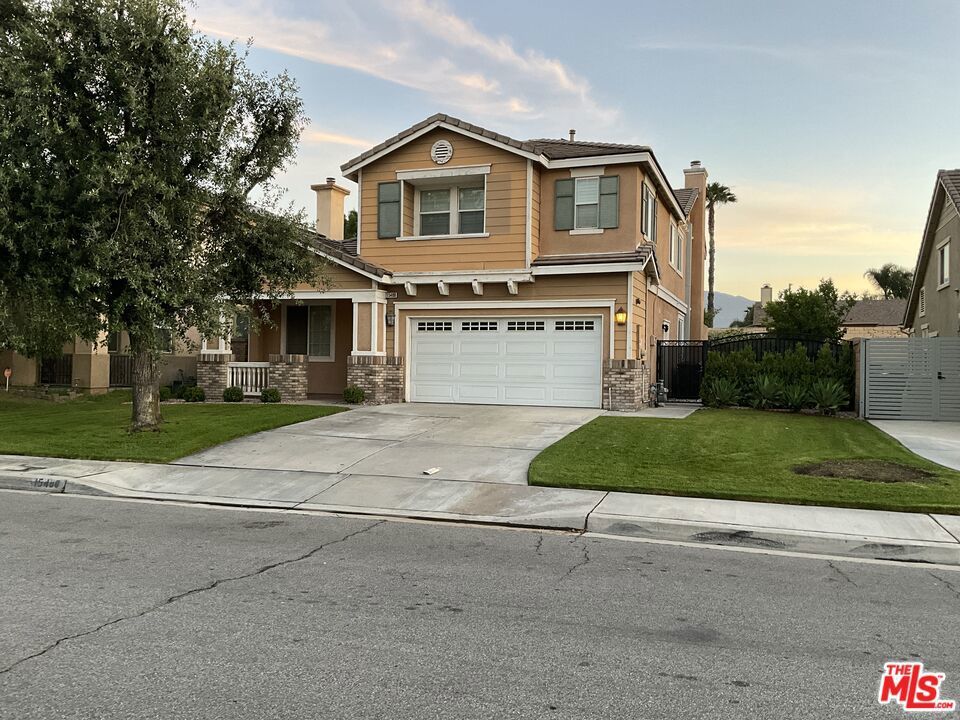 Photo of Listing #25542553