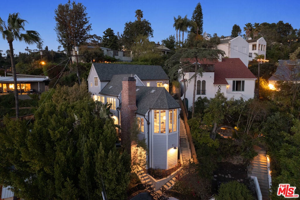 Photo of Listing #25542551