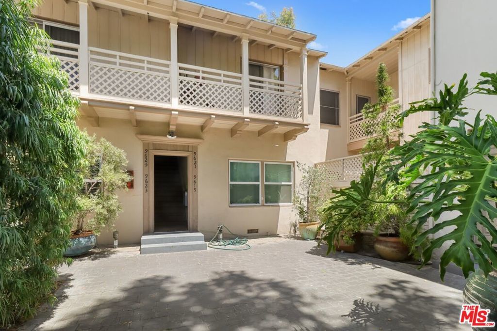 Photo of Listing #25542059