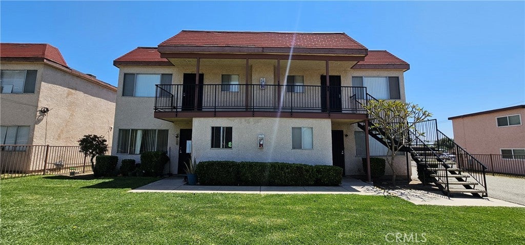 Photo of Listing #IV25115710