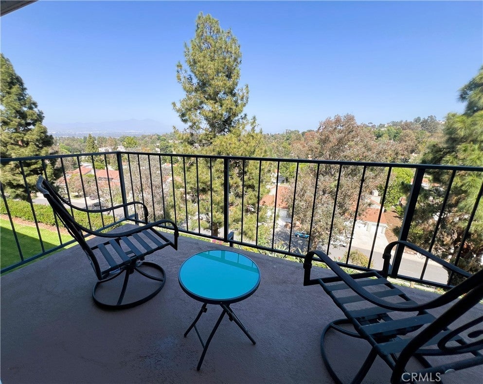 Photo of Listing #PW25116305