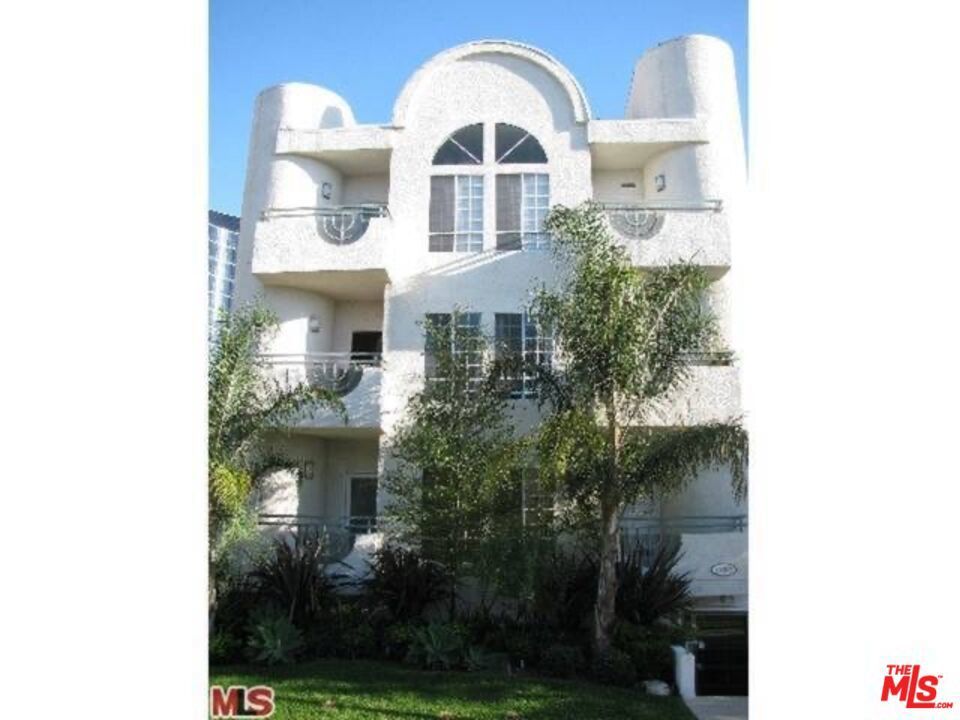 Photo of Listing #25543159