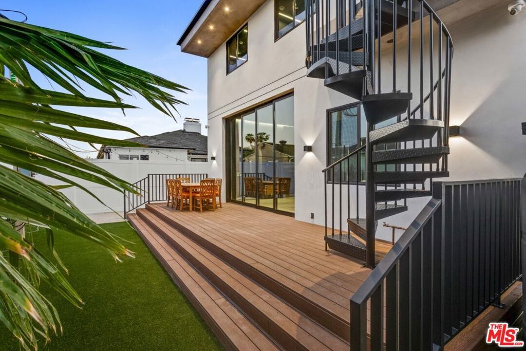 Photo of Listing #25543161