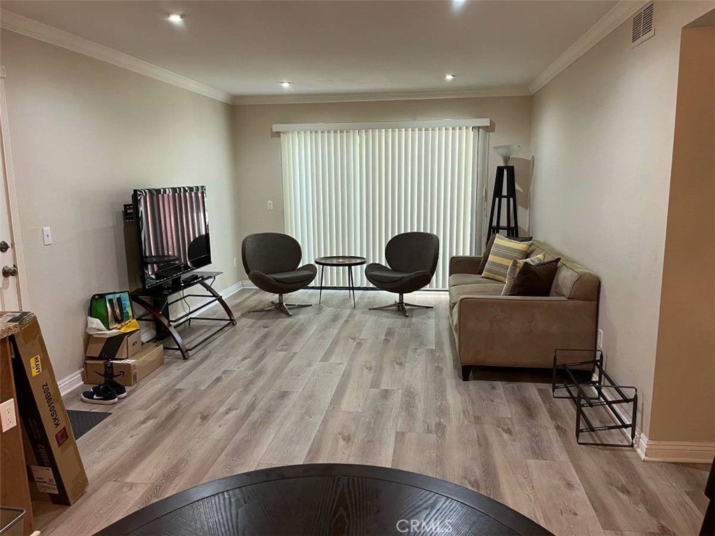 Photo of Listing #OC25114576