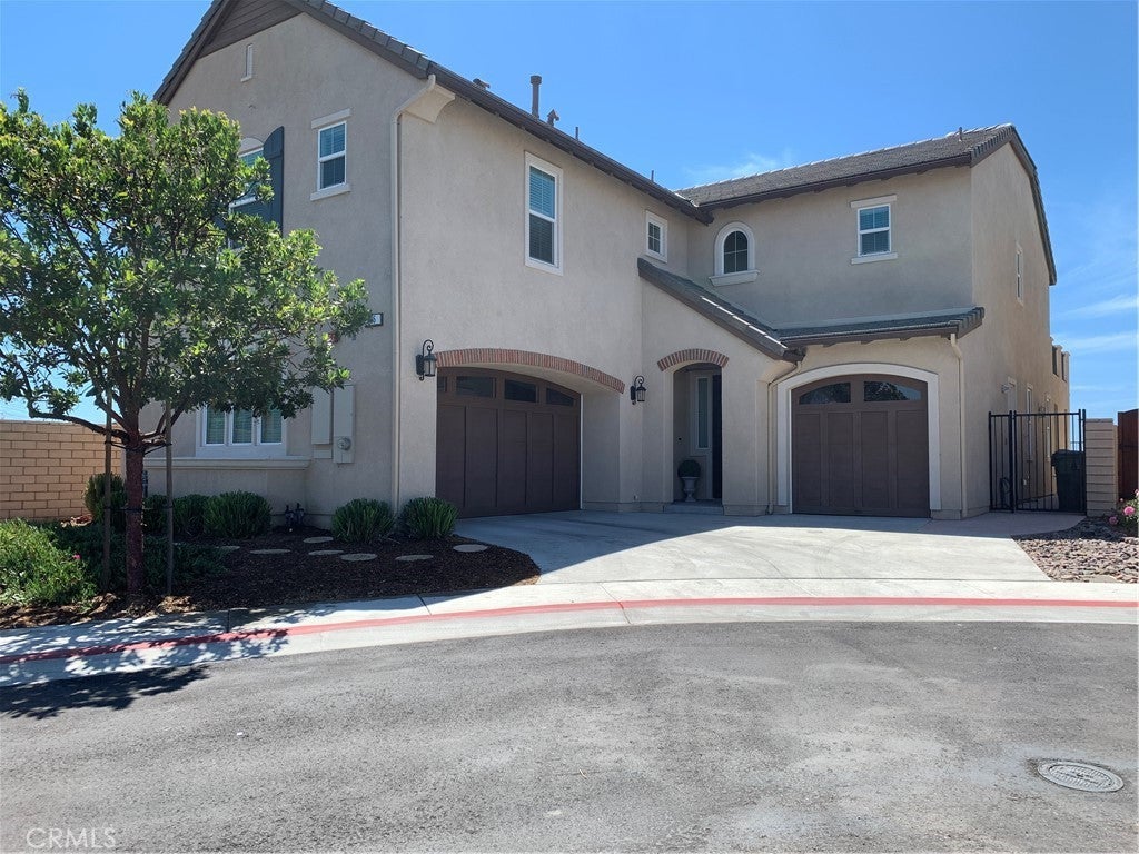 Photo of Listing #SR25117092