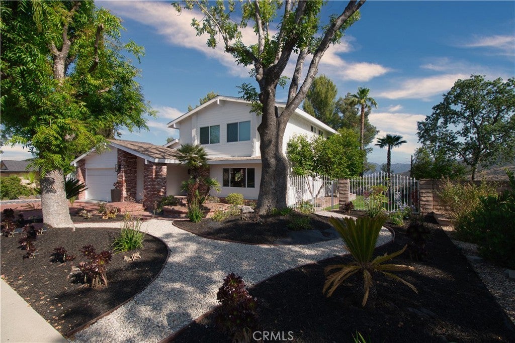 Photo of Listing #SR25117274