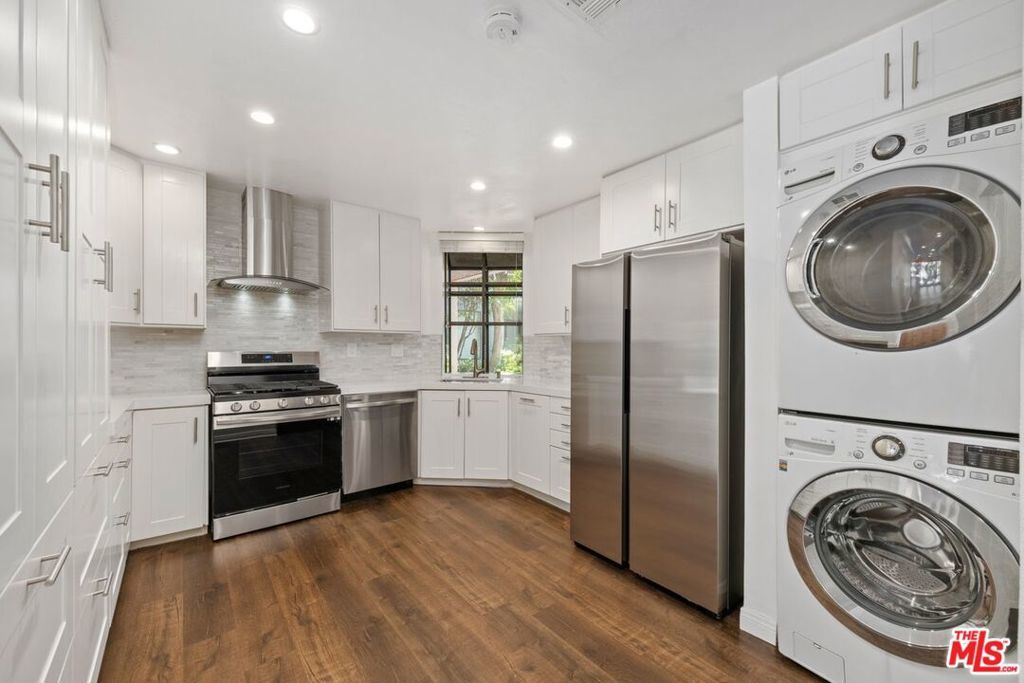 Photo of Listing #25543851