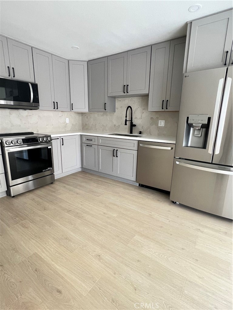 Photo of Listing #SR25117830