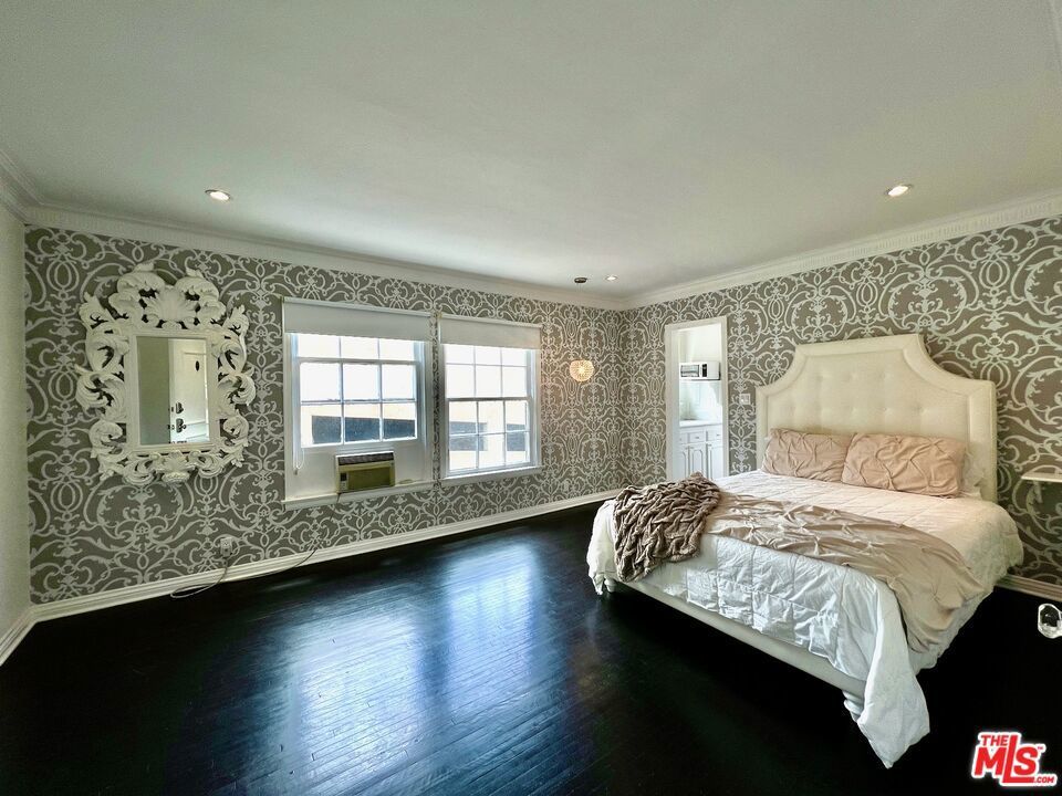 Photo of Listing #25544065