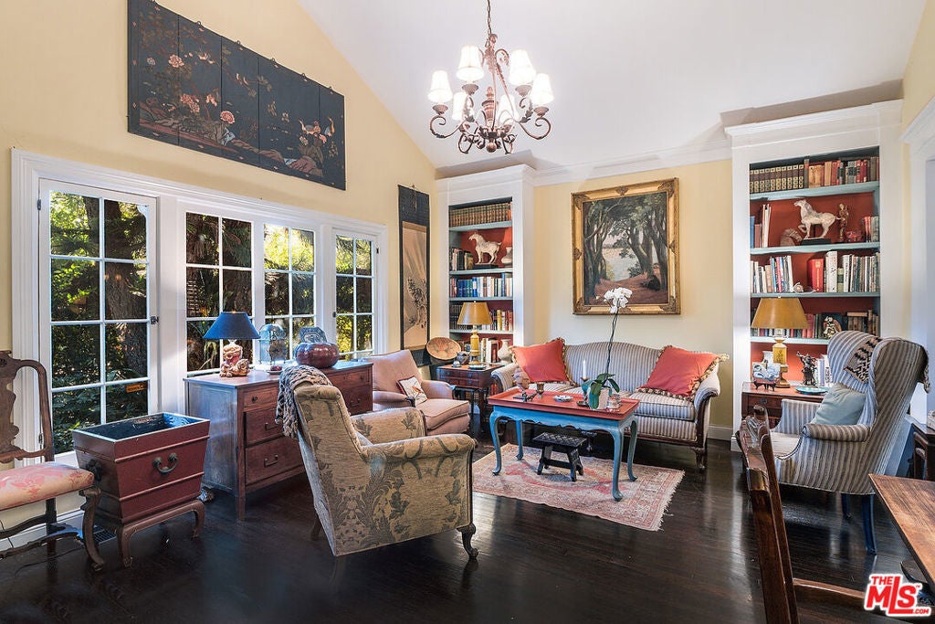 Photo of Listing #25544241