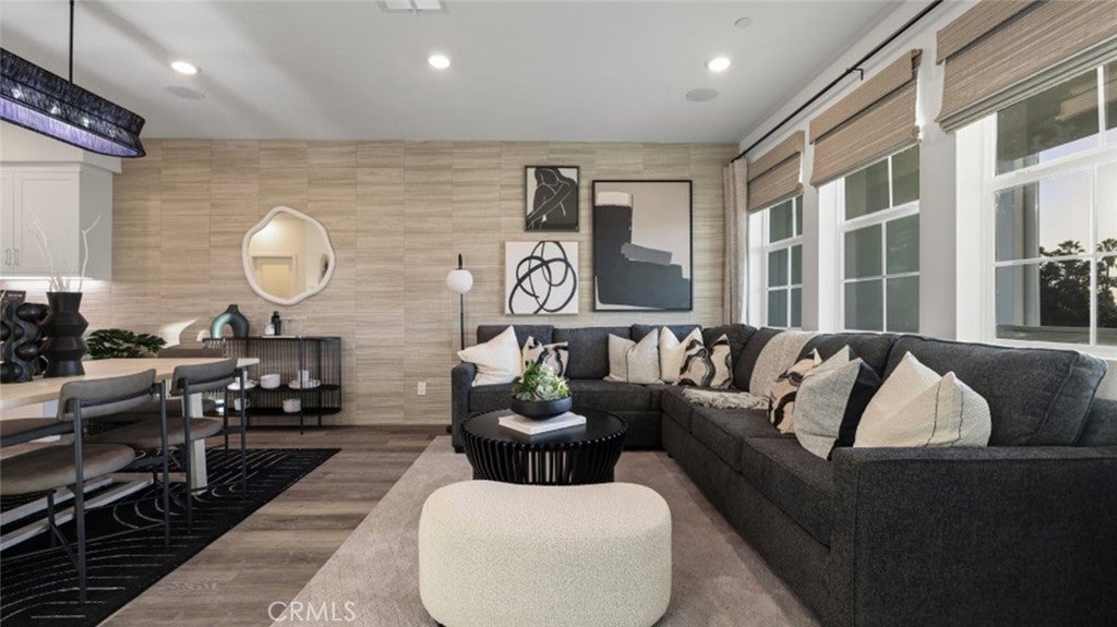 Photo of Listing #OC25117064