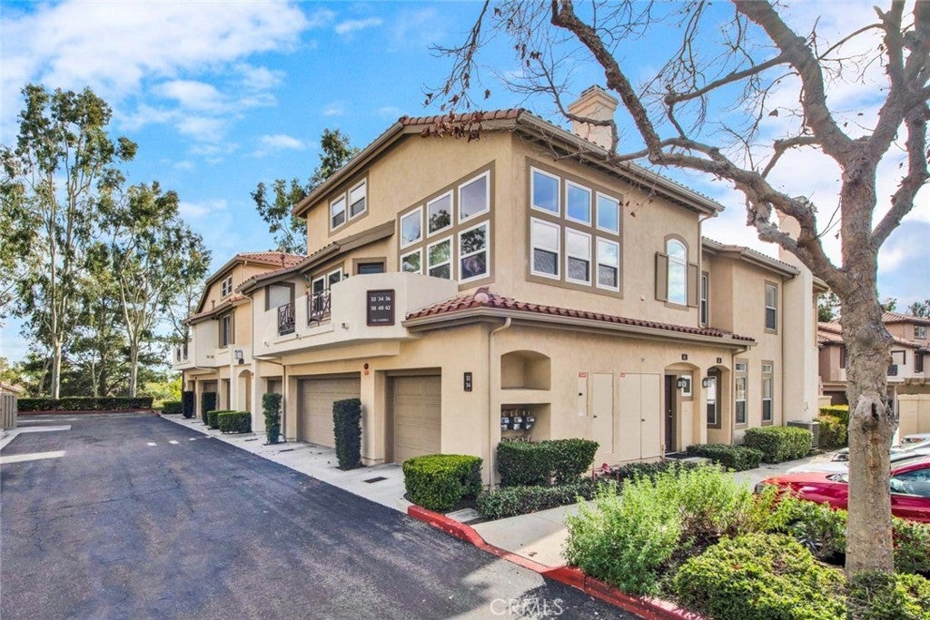 Photo of Listing #OC25118881