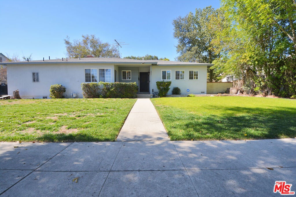 Photo of Listing #25544793