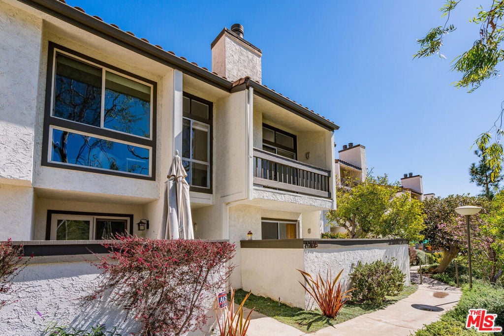 Photo of Listing #25544361