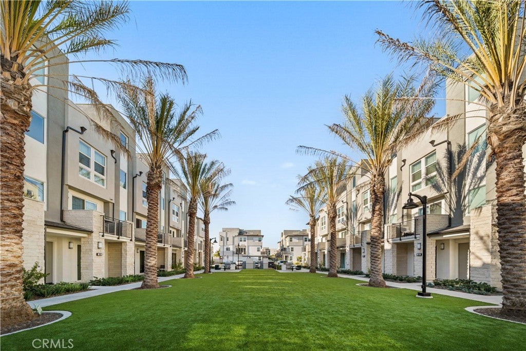 Photo of Listing #OC25119533