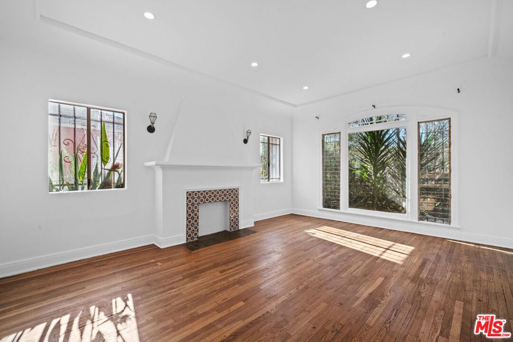 Photo of Listing #25545025