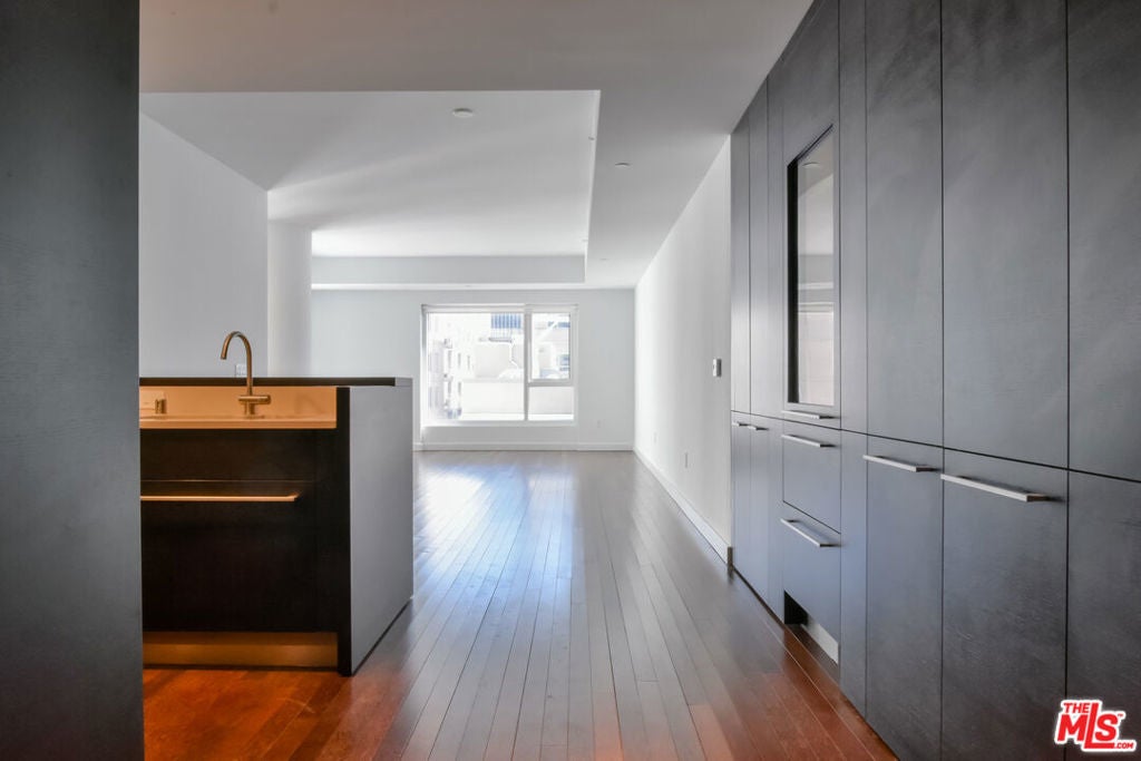 Photo of Listing #25545101