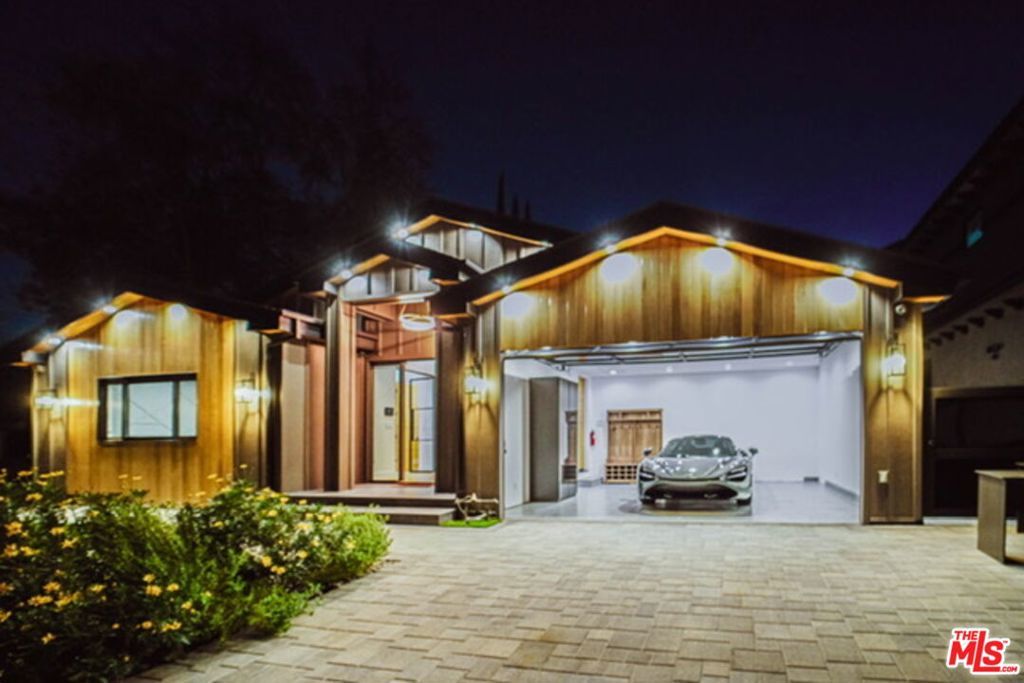 Photo of Listing #25545135