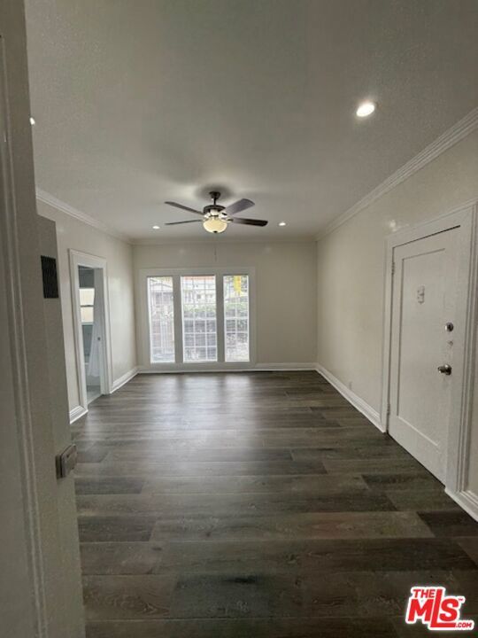 Photo of Listing #25545299