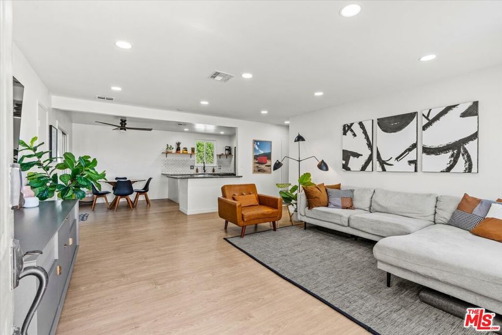 Photo of Listing #25545163