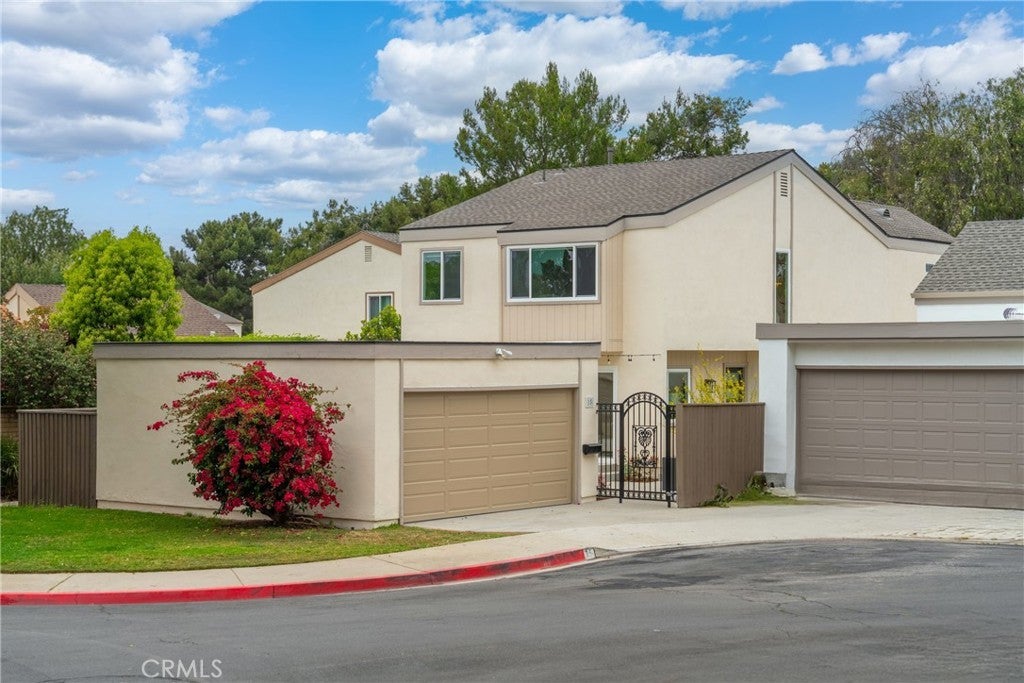 Photo of Listing #SB25116160