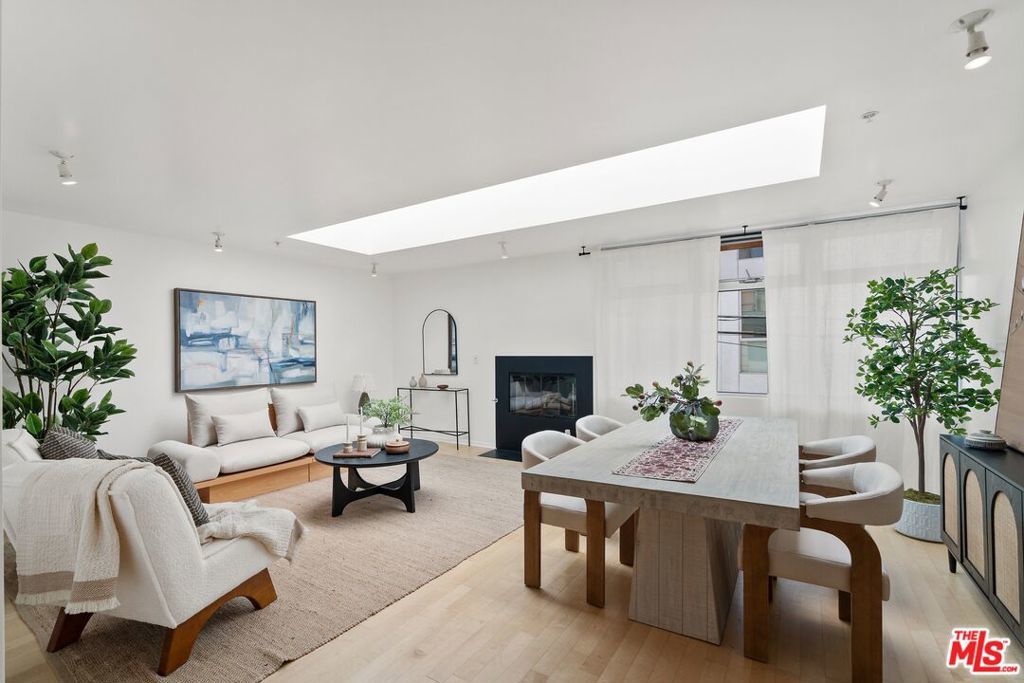 Photo of Listing #25544087