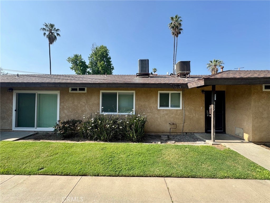 Photo of Listing #CV25120382