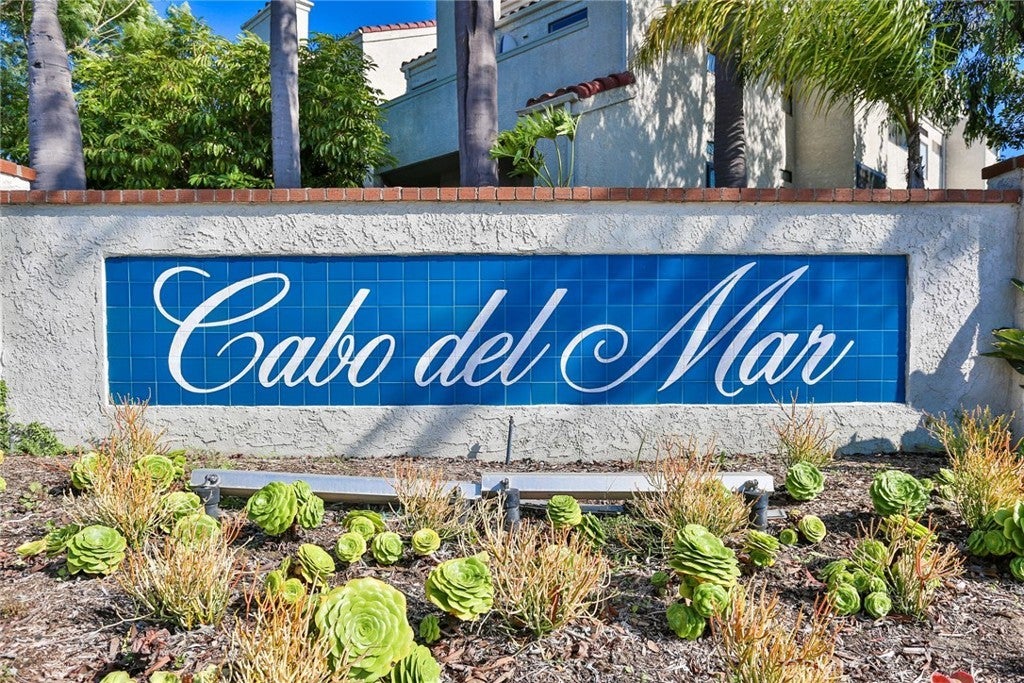 Photo of Listing #OC25120030