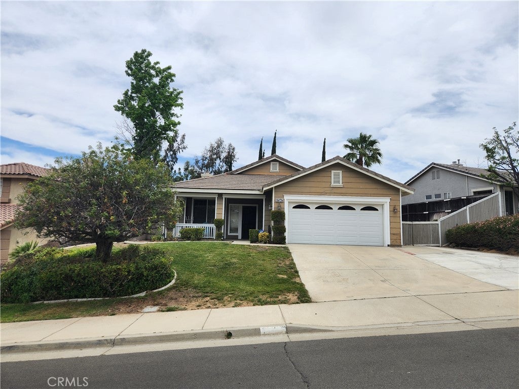 Photo of Listing #PW25121225