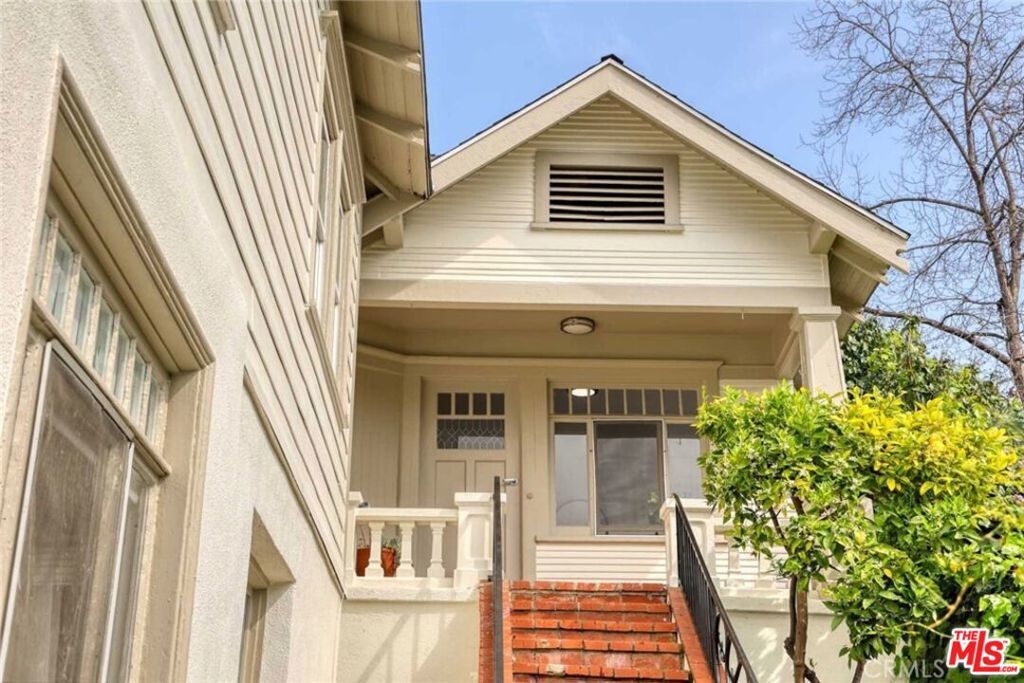 Photo of Listing #25546113