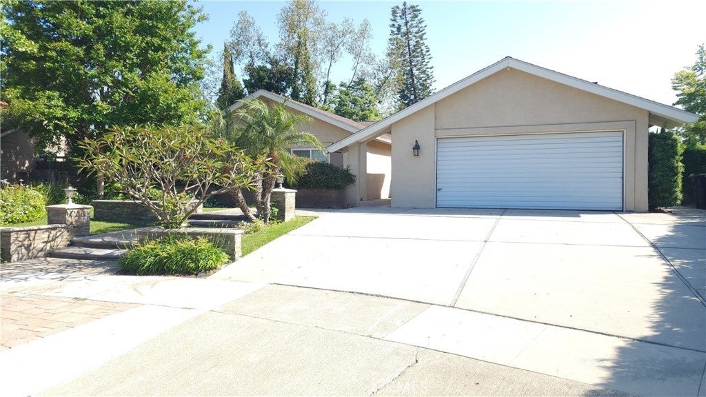 Photo of Listing #PW25121425