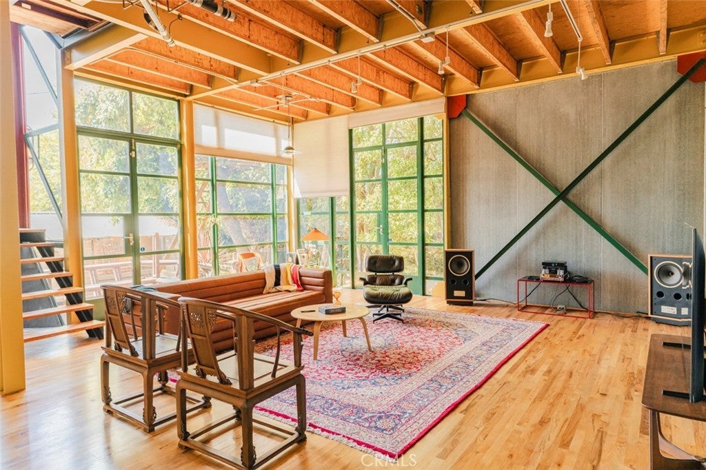 Photo of Listing #OC25121476