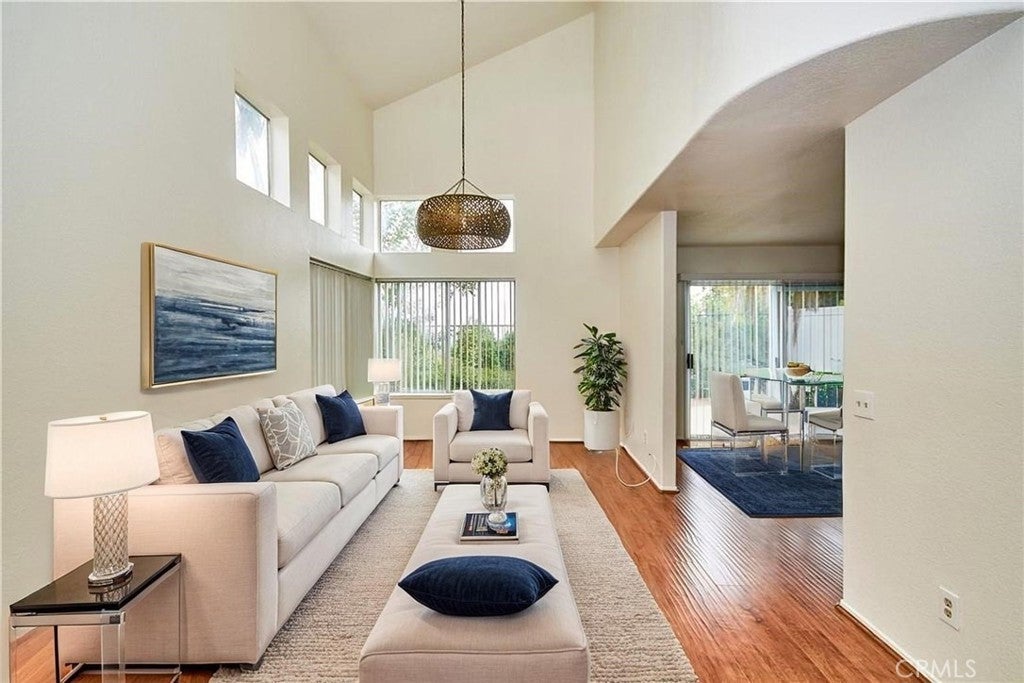 Photo of Listing #TR25121687