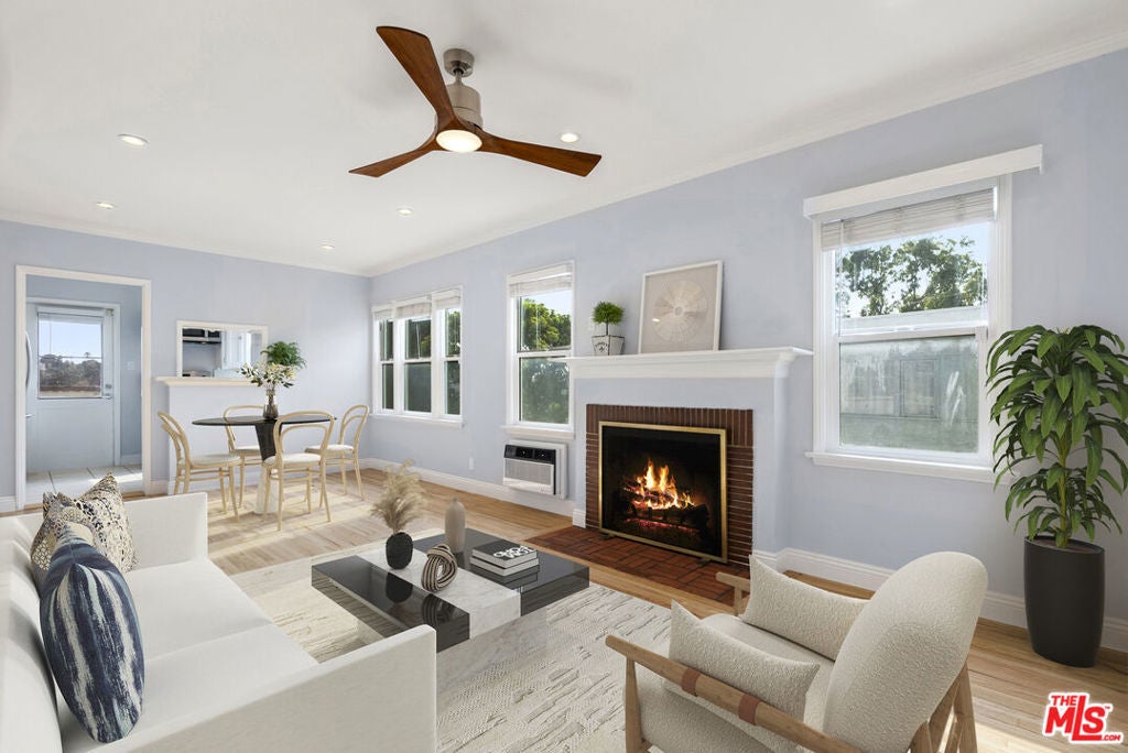 Photo of Listing #25546015