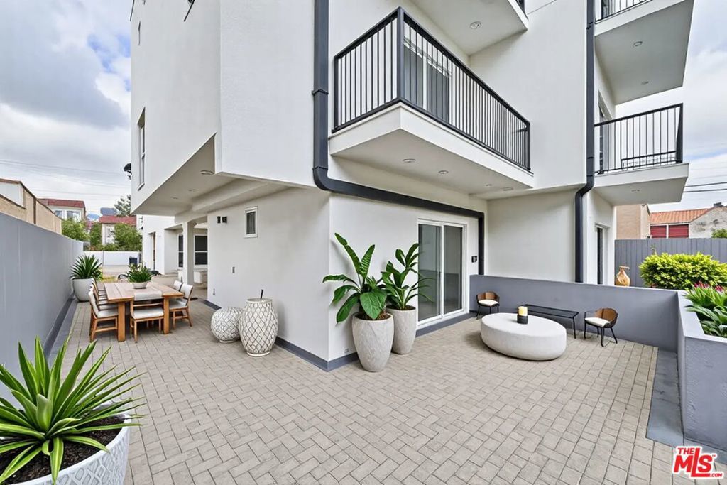 Photo of Listing #25546363