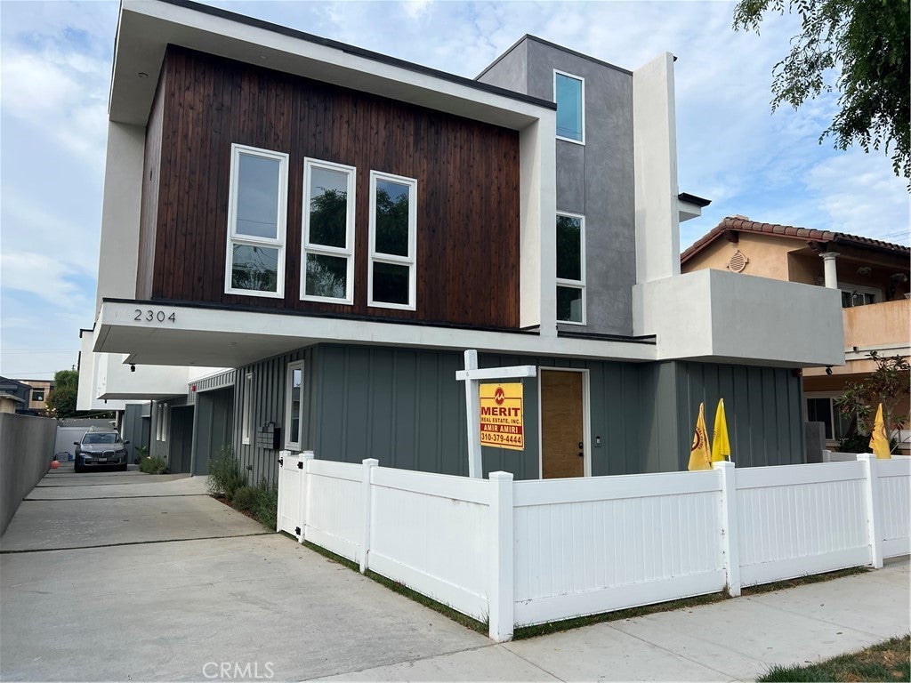 Photo of Listing #SB25122082