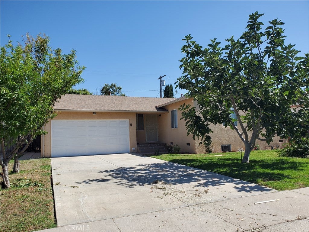 Photo of Listing #SR25121363