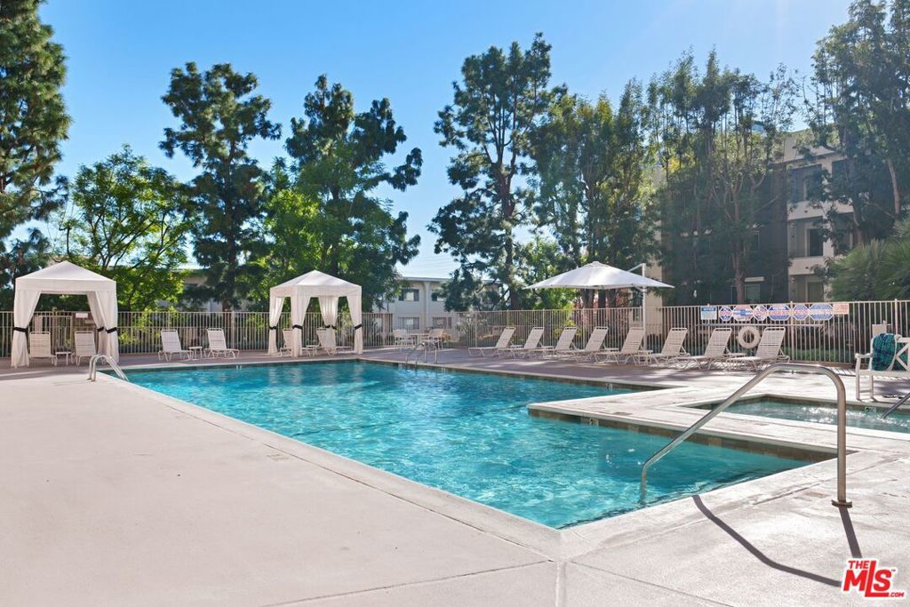 Photo of Listing #25546429