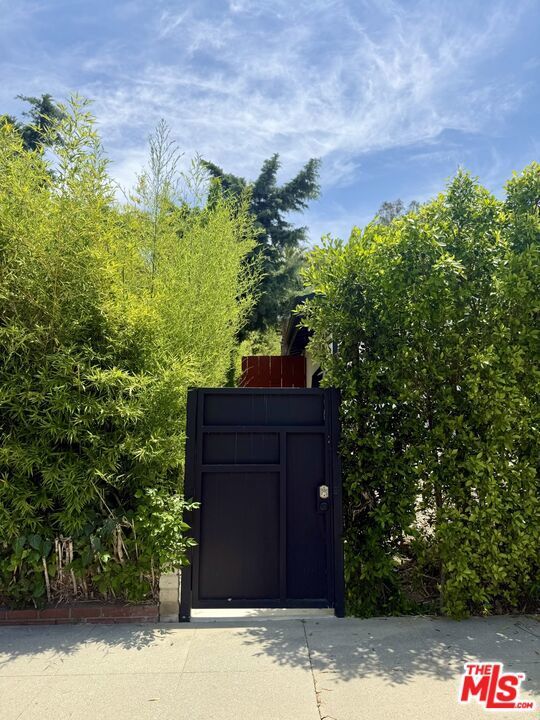 Photo of Listing #25546389