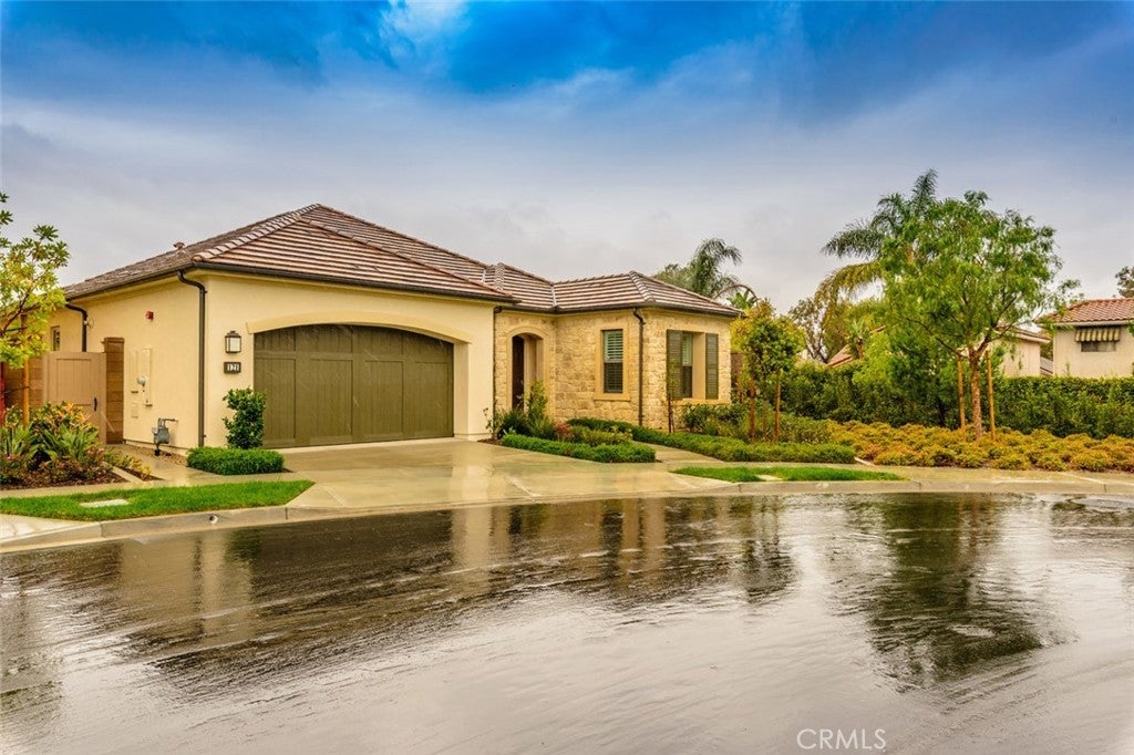 Photo of Listing #OC25122686